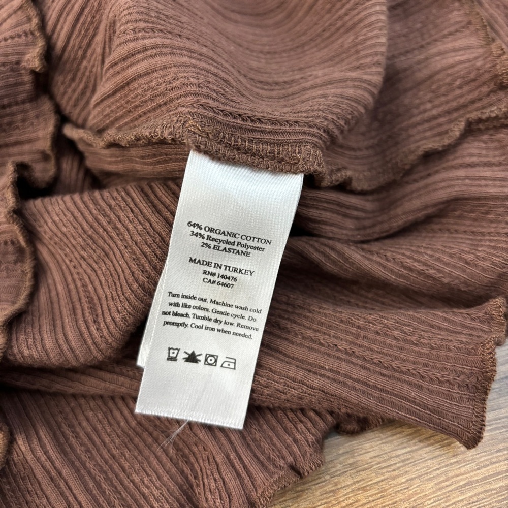 Faherty Paradise Pointelle Long Sleeve Henley Top Chocolate Brown - Picture 6 of 9